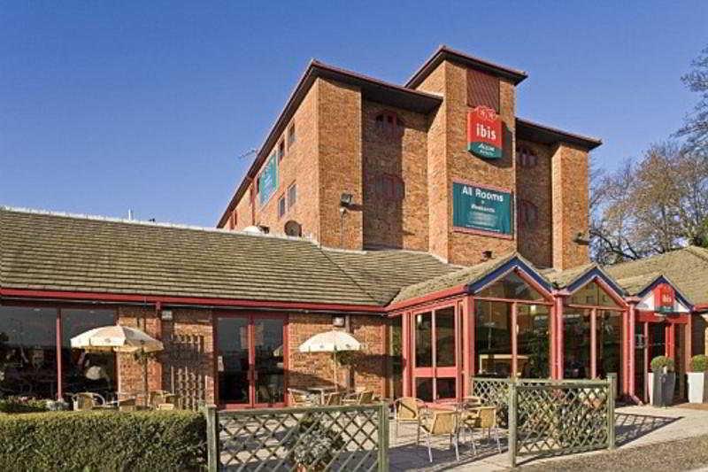 Ibis London Luton Airport