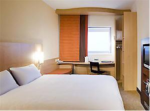 Ibis London Luton Airport 3*
